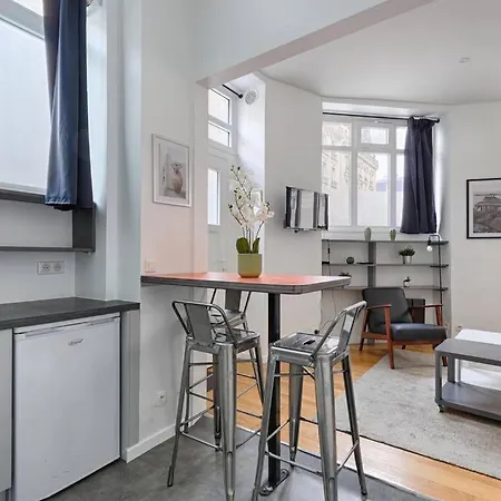 Charming 1br Batignolles Appartamento *